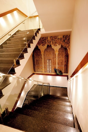 Interior - Goldys Hotel Banquets & Restaurant (Hisar)