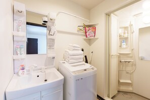 Bathroom - Vrbo Property (Osaka)