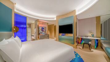 Superior Double Room, 1 King Bed, Private Bathroom, City View | In-room safe, laptop workspace, blackout curtains, iron/ironing board