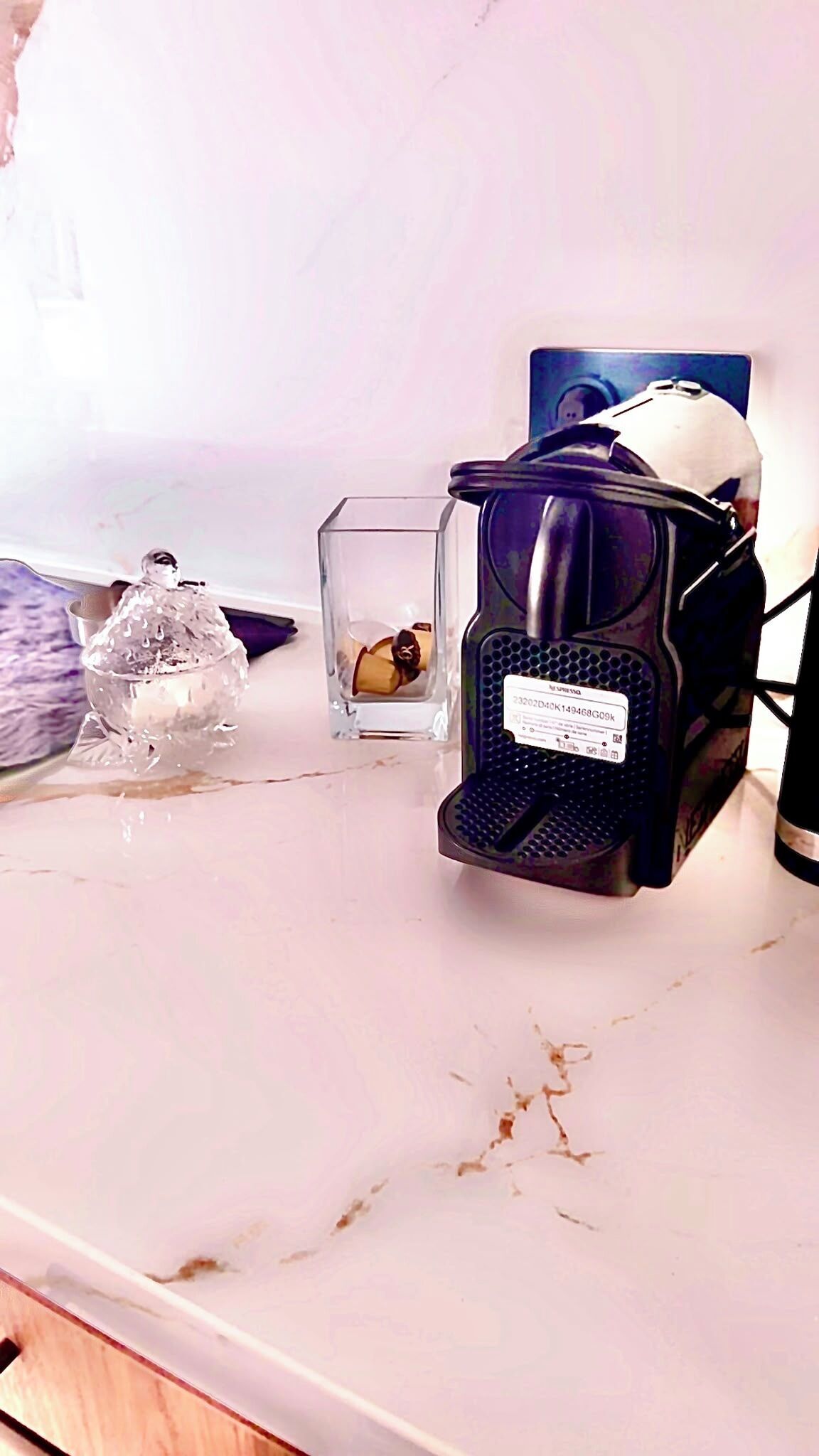 Kaffe og/eller kaffemaskine