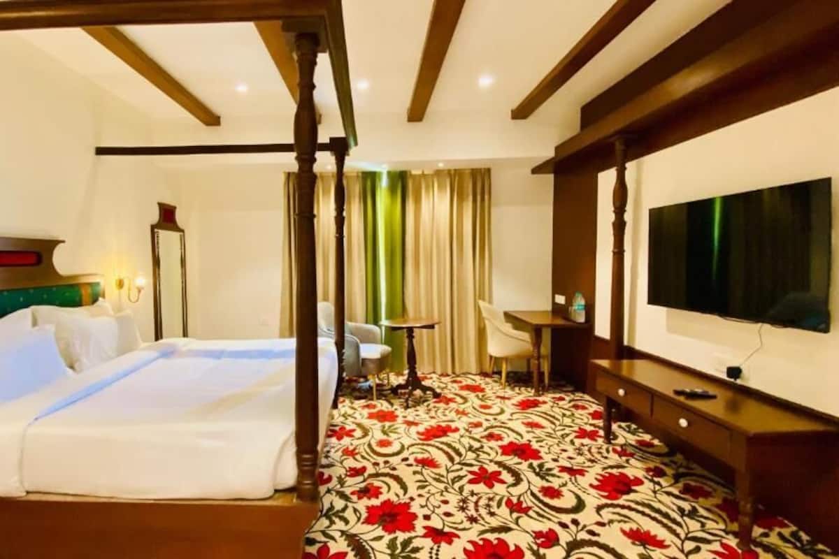 Presidential Suite, Garden View | In-room safe, soundproofing