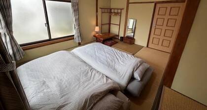 Guesthouse YADO ease.