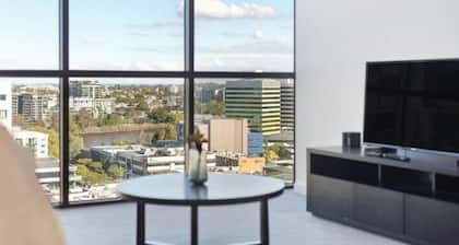 ML1306A Milton1306 ; 1 Bedroom 1 Bathroom