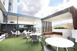 Outdoor dining - ML1306A Milton1306 ; 1 Bedroom 1 Bathroom (Brisbane)