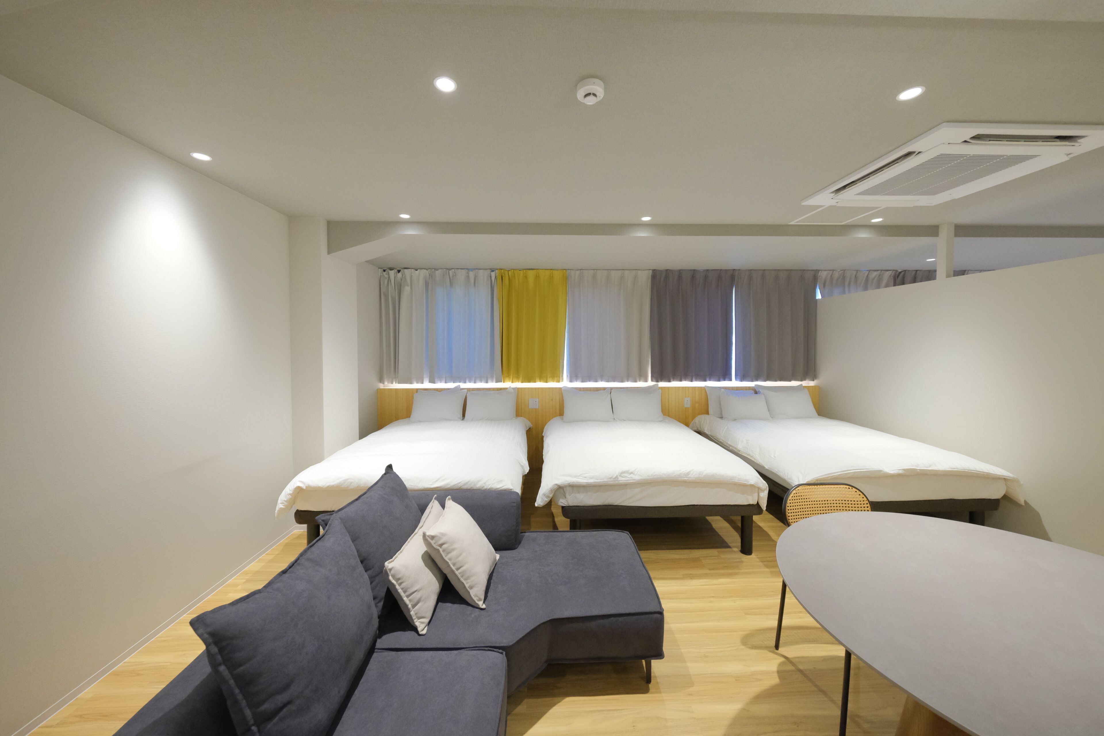 3 chambres, fer et planche à repasser, Wi-Fi gratuit, draps fournis