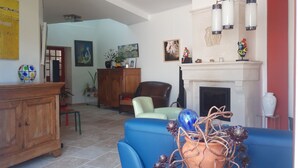 Oklassificerad bild, 3 av 9, knapp