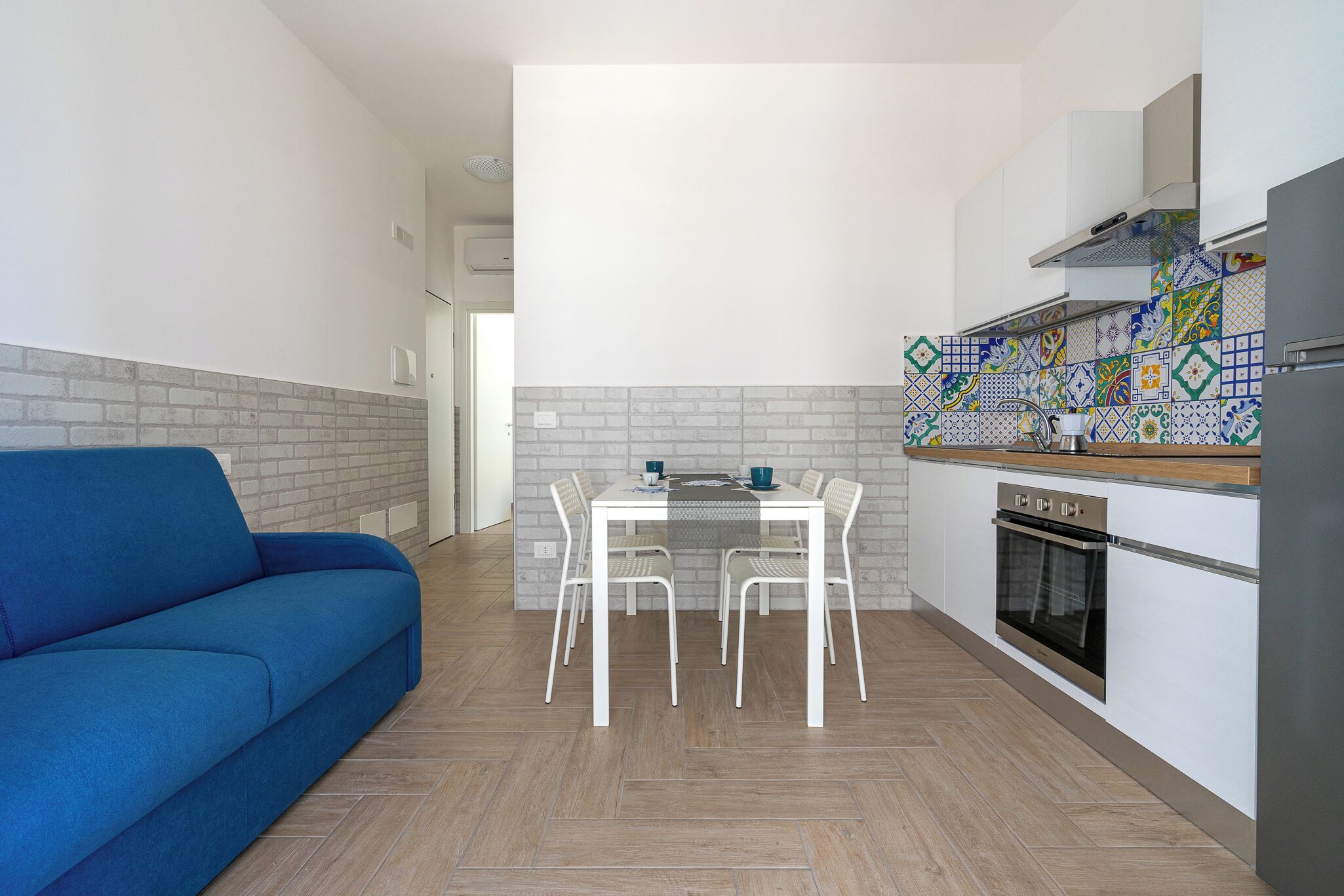 Comfort Apartment, Balcony, Sea View | Living area