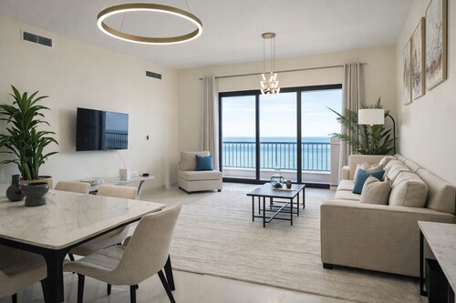 Bloomfields 2BR in Mina Fajer - Fujairah