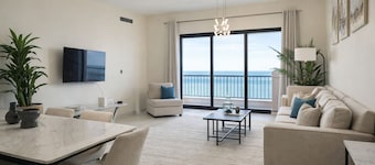 Bloomfields 2BR in Mina Fajer - Fujairah