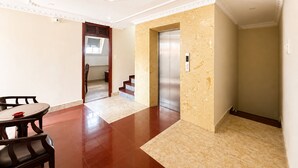 Ảnh chưa phân loại, 5 trong số 43 ảnh, nút