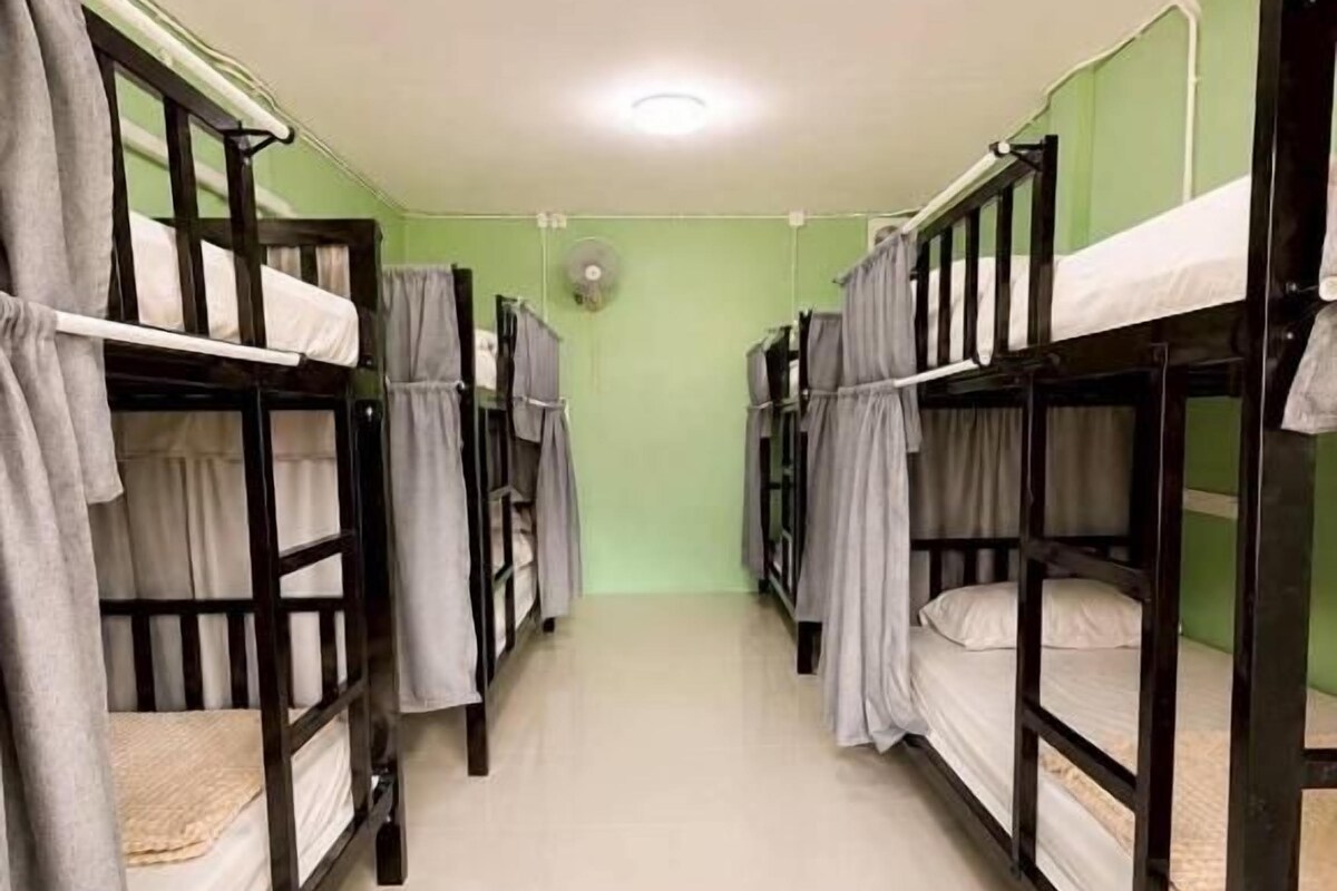 8 Bunk Bed in Mixed Dormitory Room | Wi-Fi gratis