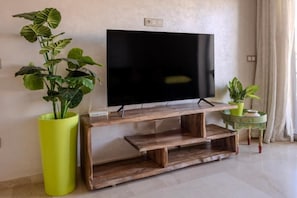 Apartment, Balcony, Courtyard View | Interior - Oasis Pearl Garden luxe et confort (Marrakech)