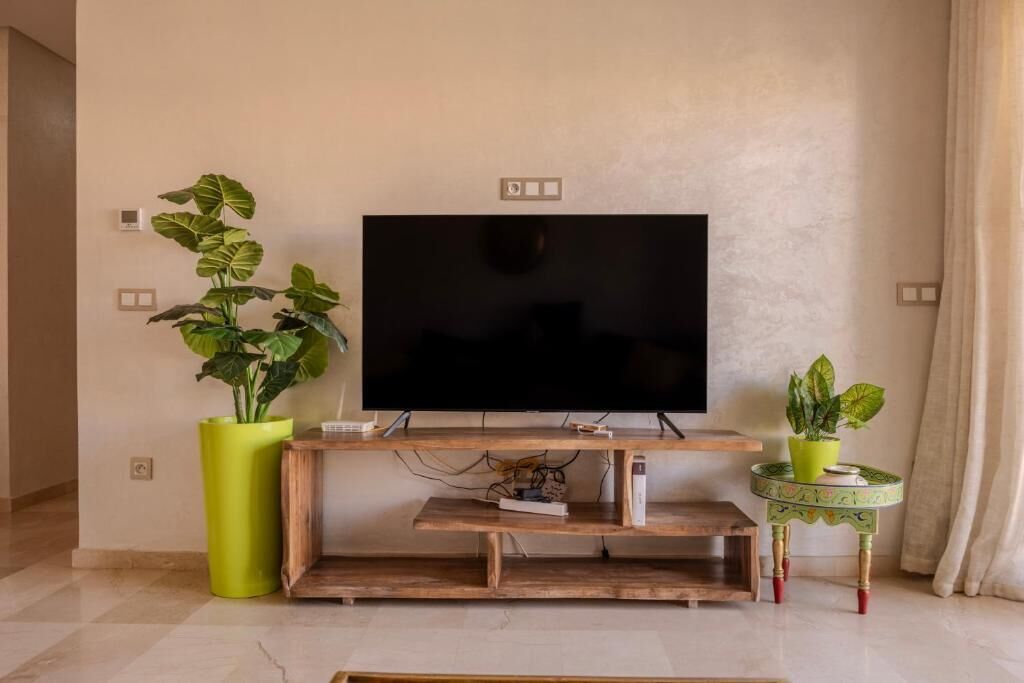Appartement, balcon, vue cour intérieure | Intérieur