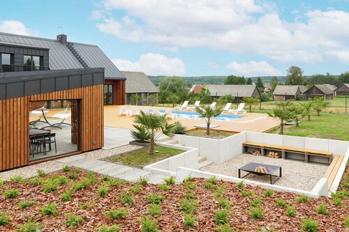 Wierzchlesie Residence with Pool, Jacuzzi  & Sauna