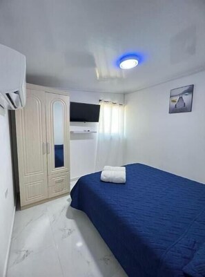 WiFi, bed sheets - Cozy 1-bedroom apartment, 10 minutes from the airport (Oranjestad)