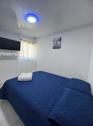 WiFi, bed sheets - Cozy 1-bedroom apartment, 10 minutes from the airport (Oranjestad)