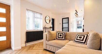 Spacious 1BDR bungalow in Leigh on Sea