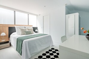 Iron/ironing board, WiFi, bed sheets - Elegant and comfortable triplex in Chamartín (Madrid)