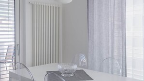 Unclassified image, 5 of 35, button - Talvera Penthouse—125 square meters with garage in downtown Bolzano (Bolzano)