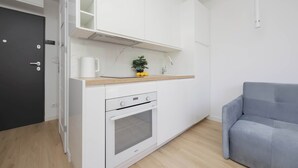 Refrigerador, horno, placa de cocina, lavavajillas