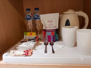 Coffee and/or coffee maker - Rand By Wandalus Hotel (Riyadh)