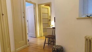 Interior - Sloane Square, Chelsea 1 bedroom apartment (London)