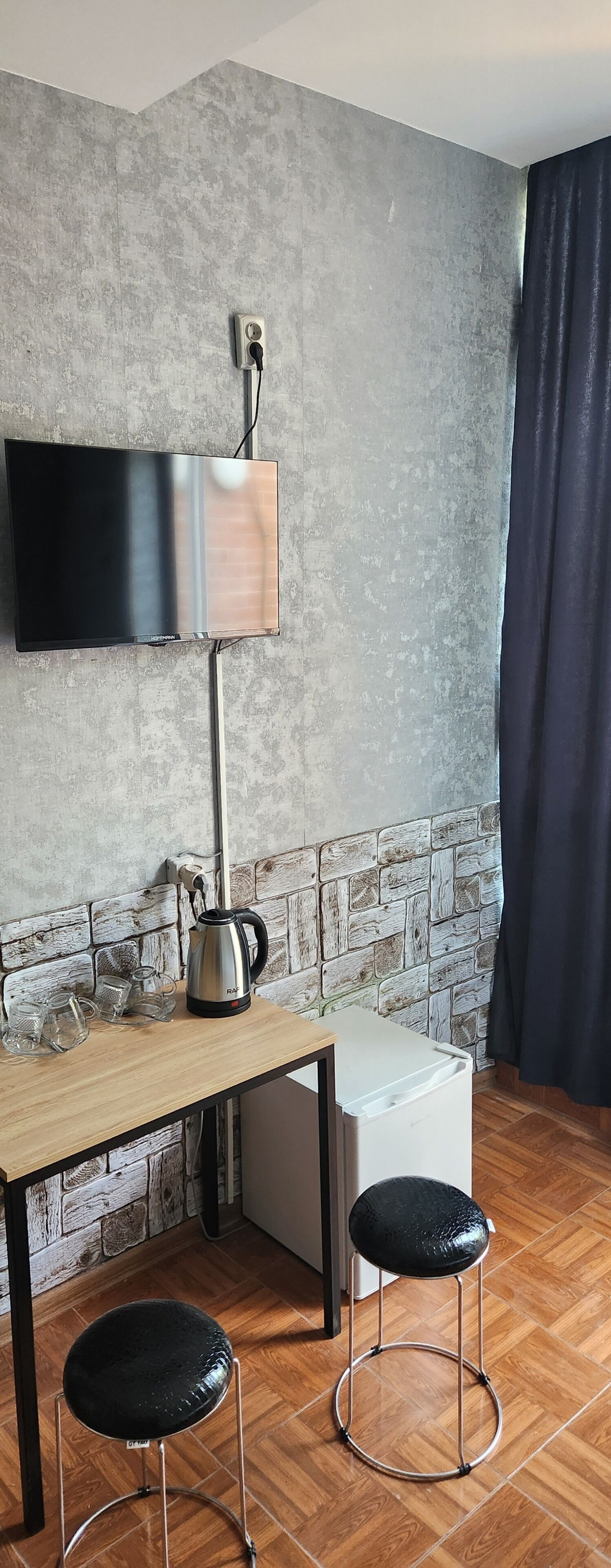 Comfort Double Room, Balcony, City View | Interior