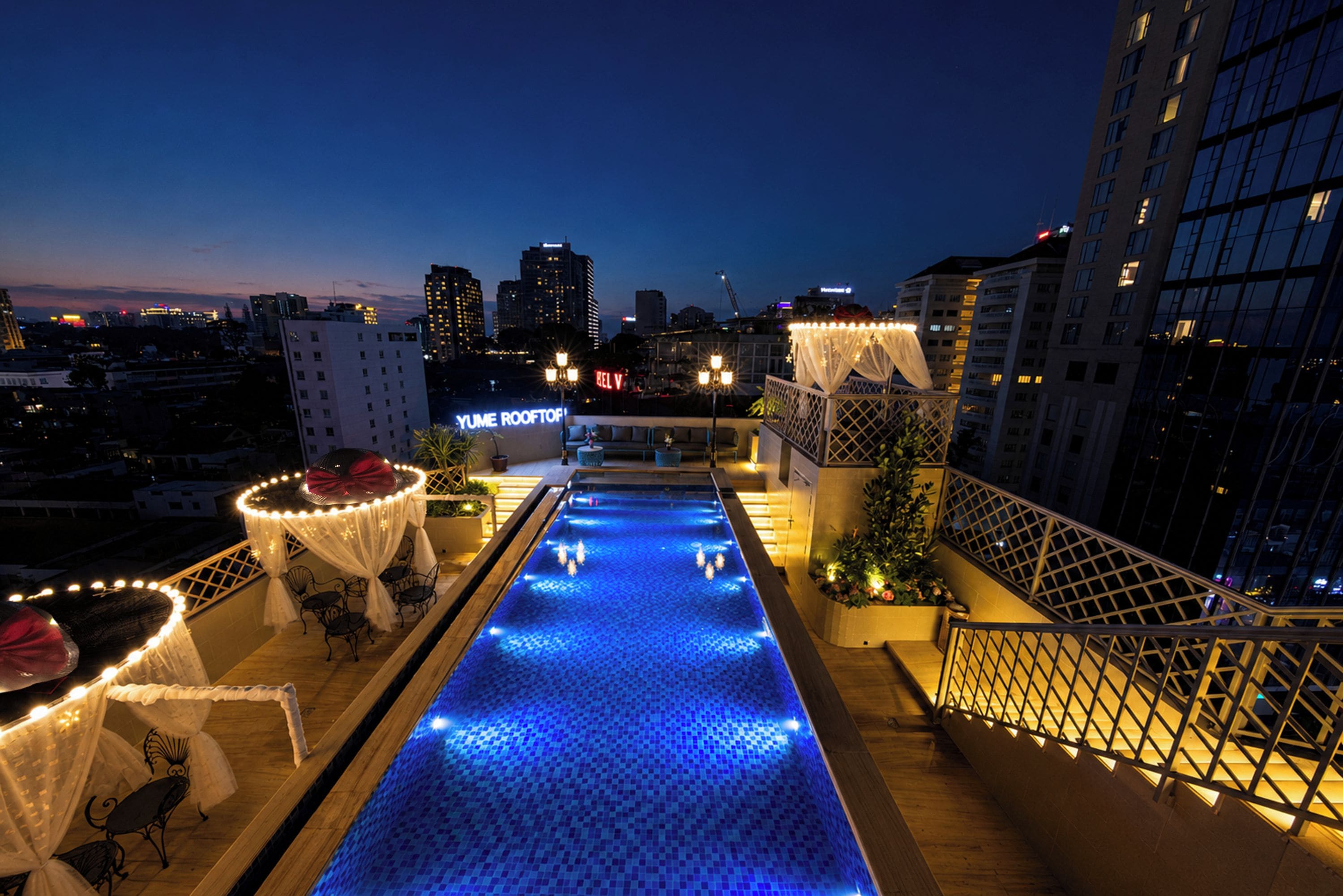 Outdoor pool, pool umbrellas, pool loungers