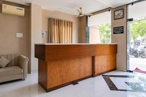 House | Reception