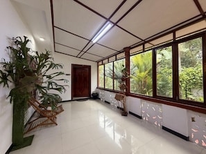 Interior - Sylvan Crest Ella (Ella)