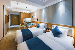 Chambre Classique avec lits jumeaux, balcon, vue ville