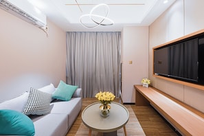 Chambre Simple Classique, vue ville | Coin séjour