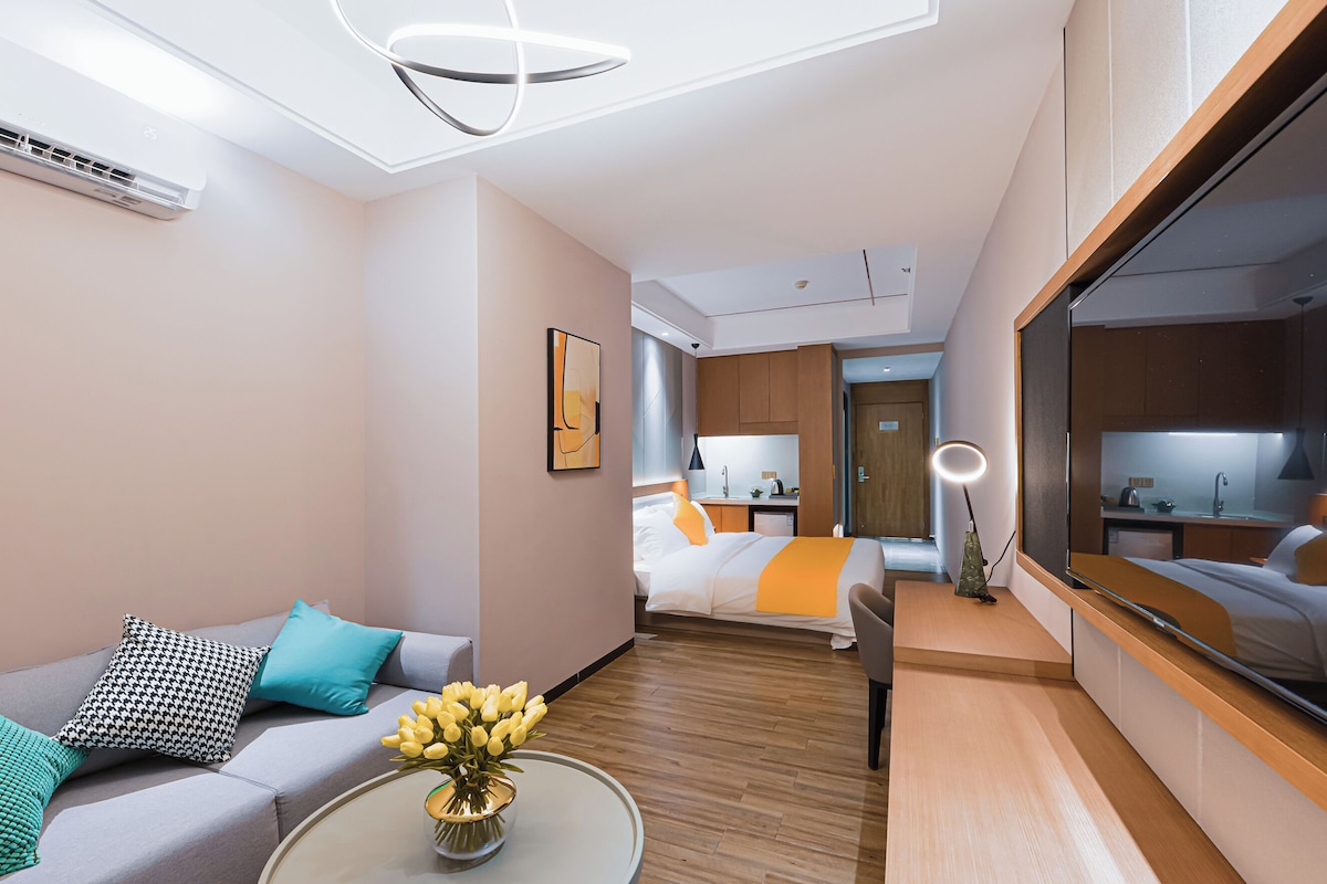 Chambre Simple Confort, vue ville | Rideaux occultants, fer et planche à repasser, Wi-Fi gratuit
