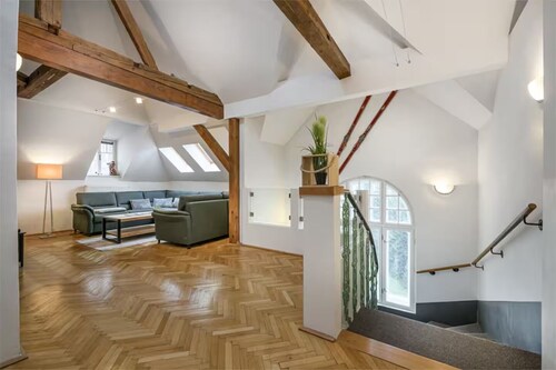 Villa Benedikt | Entire House with 3 Apartments in Bad Gastein
