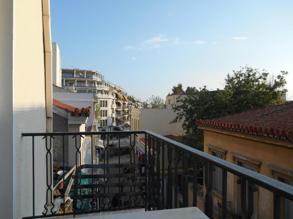 Chambre supérieure double, balcon, vue sur la ville | Terrain de l’hébergement 