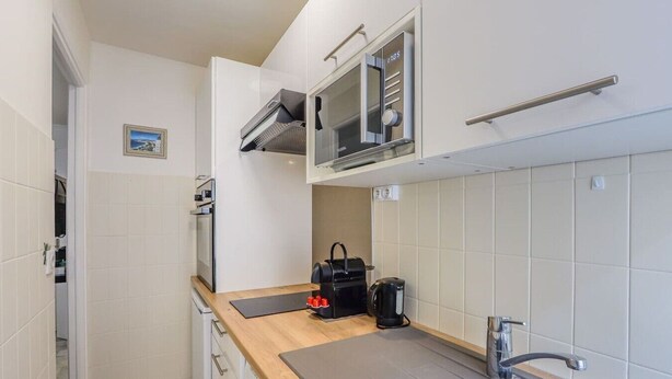 Refrigerador, microondas, horno y lavavajillas 