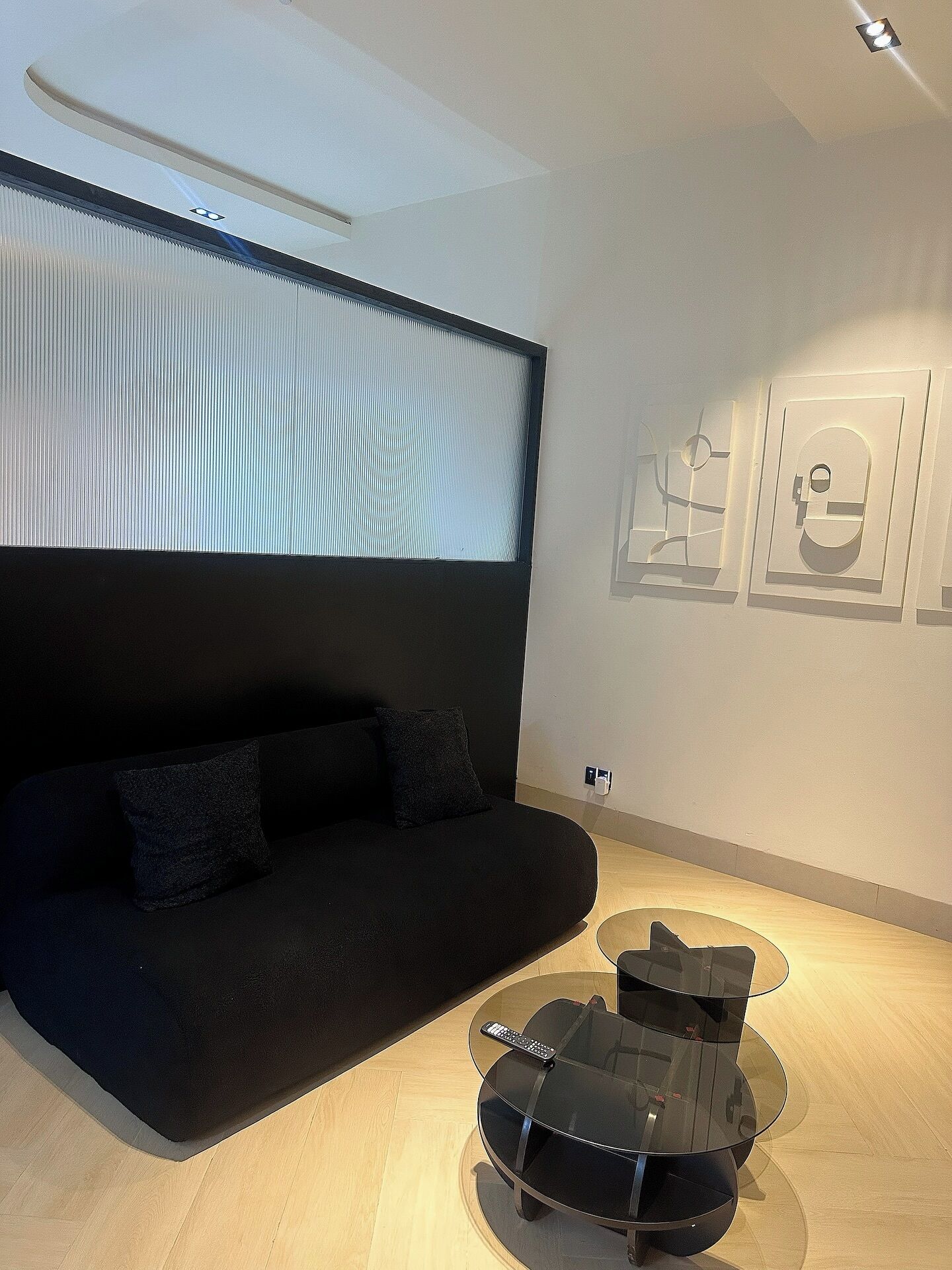 Departamento Deluxe, balcón, vista a la ciudad | Área de sala de estar