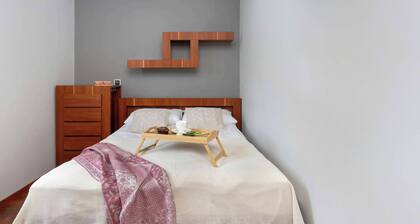 Bright Grey Apartment | Close to the Beach