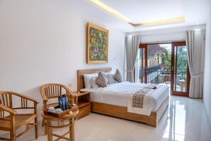 Deluxe Double Room, Pool View - Graha Dwarkavati Ubud (Gianyar)