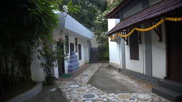 Luxury House | Property grounds