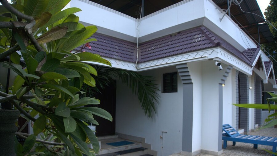 Pop Tavern Kerala house