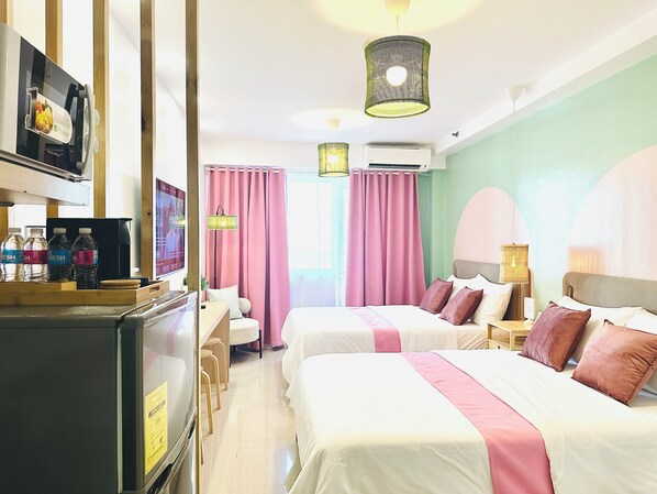 Iron/ironing board, free WiFi, bed sheets