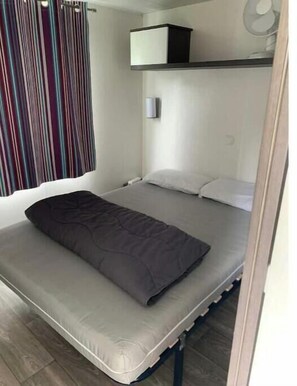 Room - Vrbo Property (Houlgate)