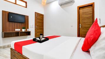 Habitación doble Confort | Espacio para trabajar con laptop y wifi gratis