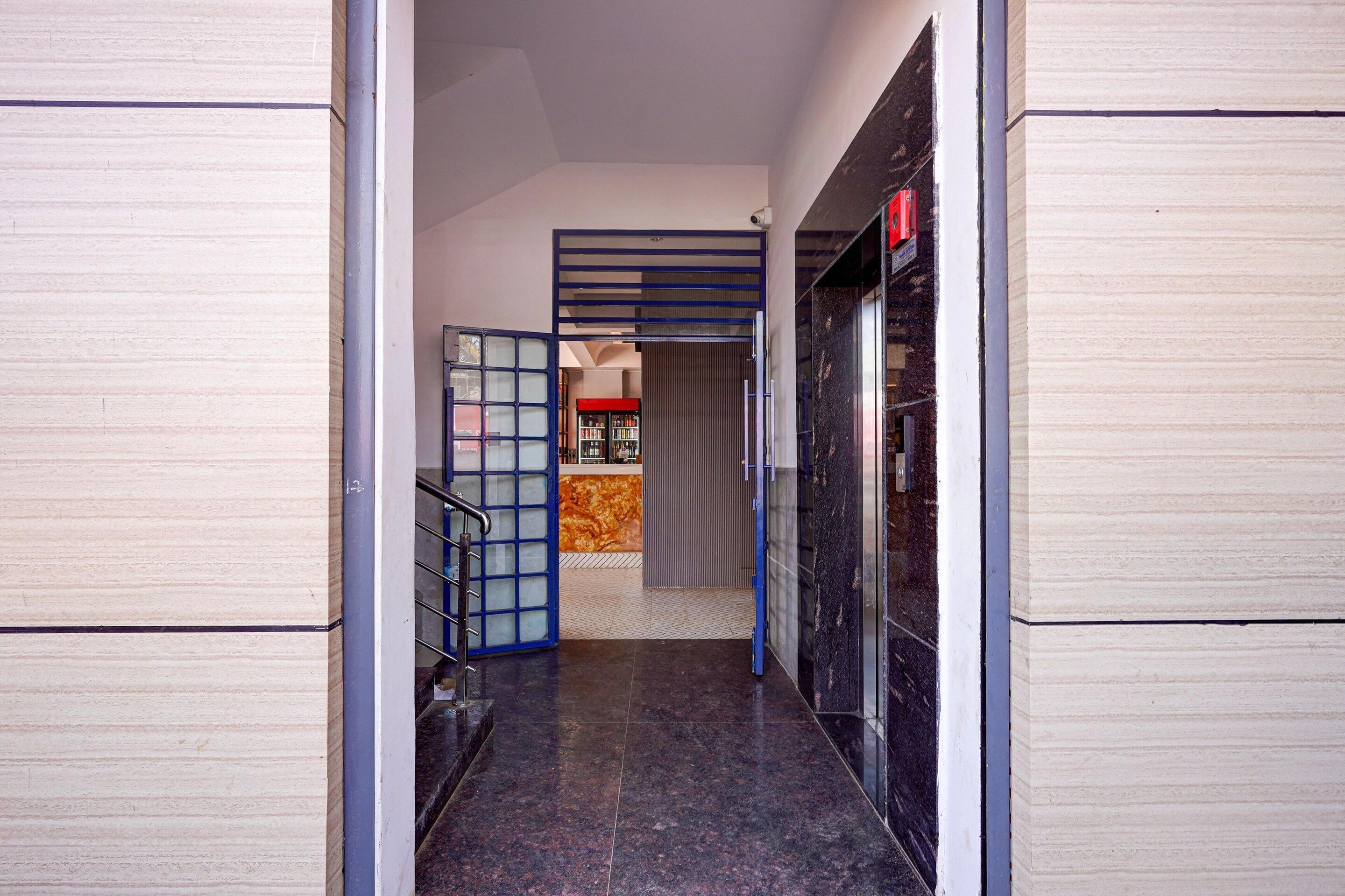 House | Reception