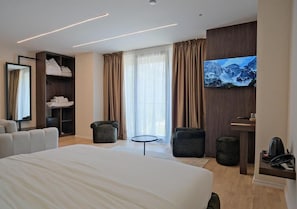 Deluxe Double Room | In-room safe, soundproofing, free WiFi - Hotel Valbor (Valbonë)