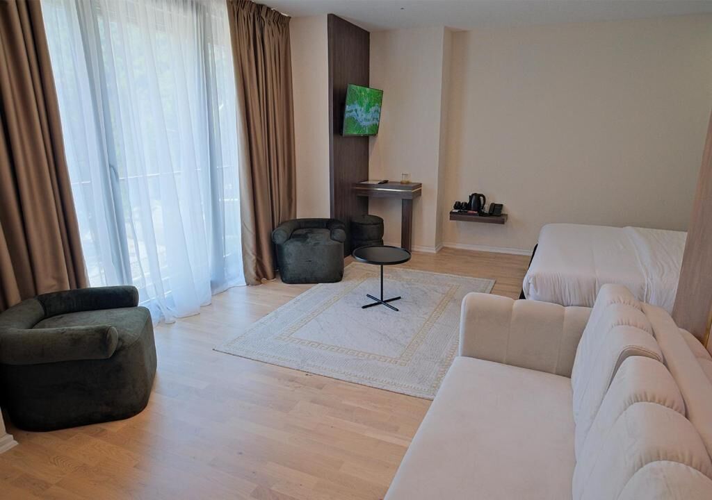 Deluxe Double Room | In-room safe, soundproofing, free WiFi