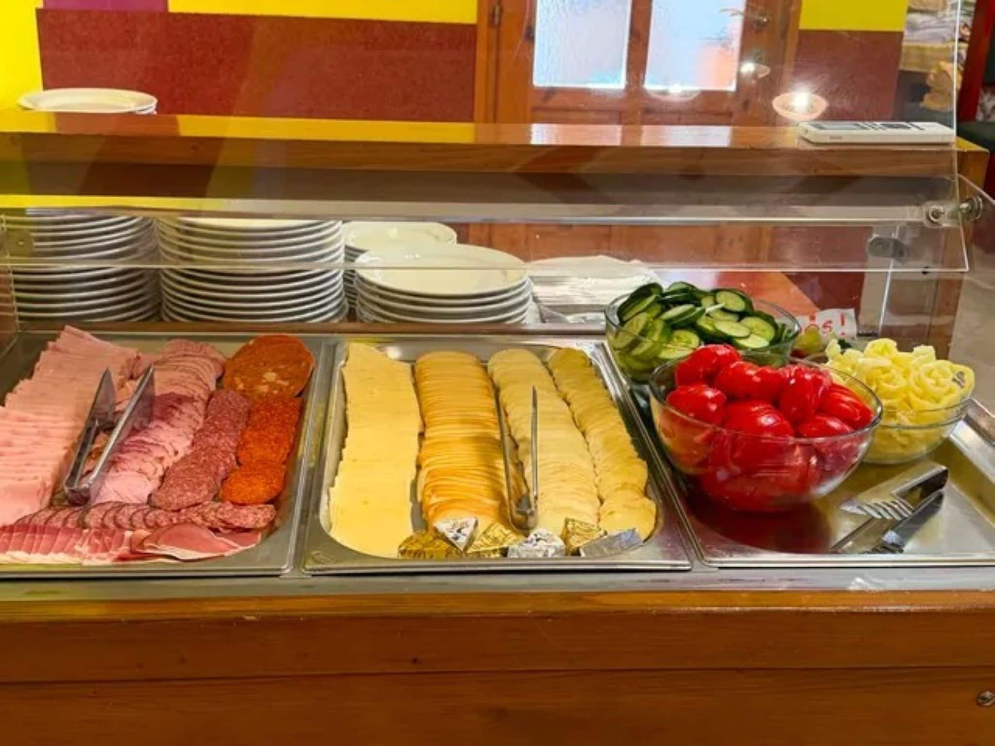 Tägliches inbegriffenes Frühstücksbuffet