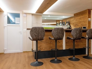Bar (in der Unterkunft)