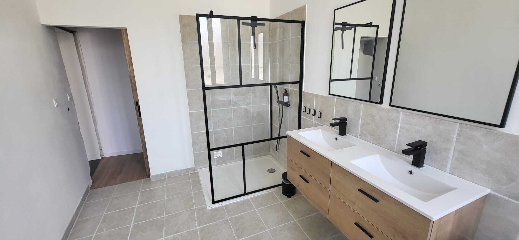 Chambre Confort | Salle de bain
